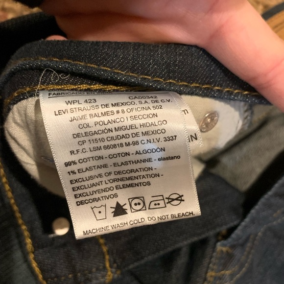 Mens Barely Worn Levi’s - Picture 6 of 6